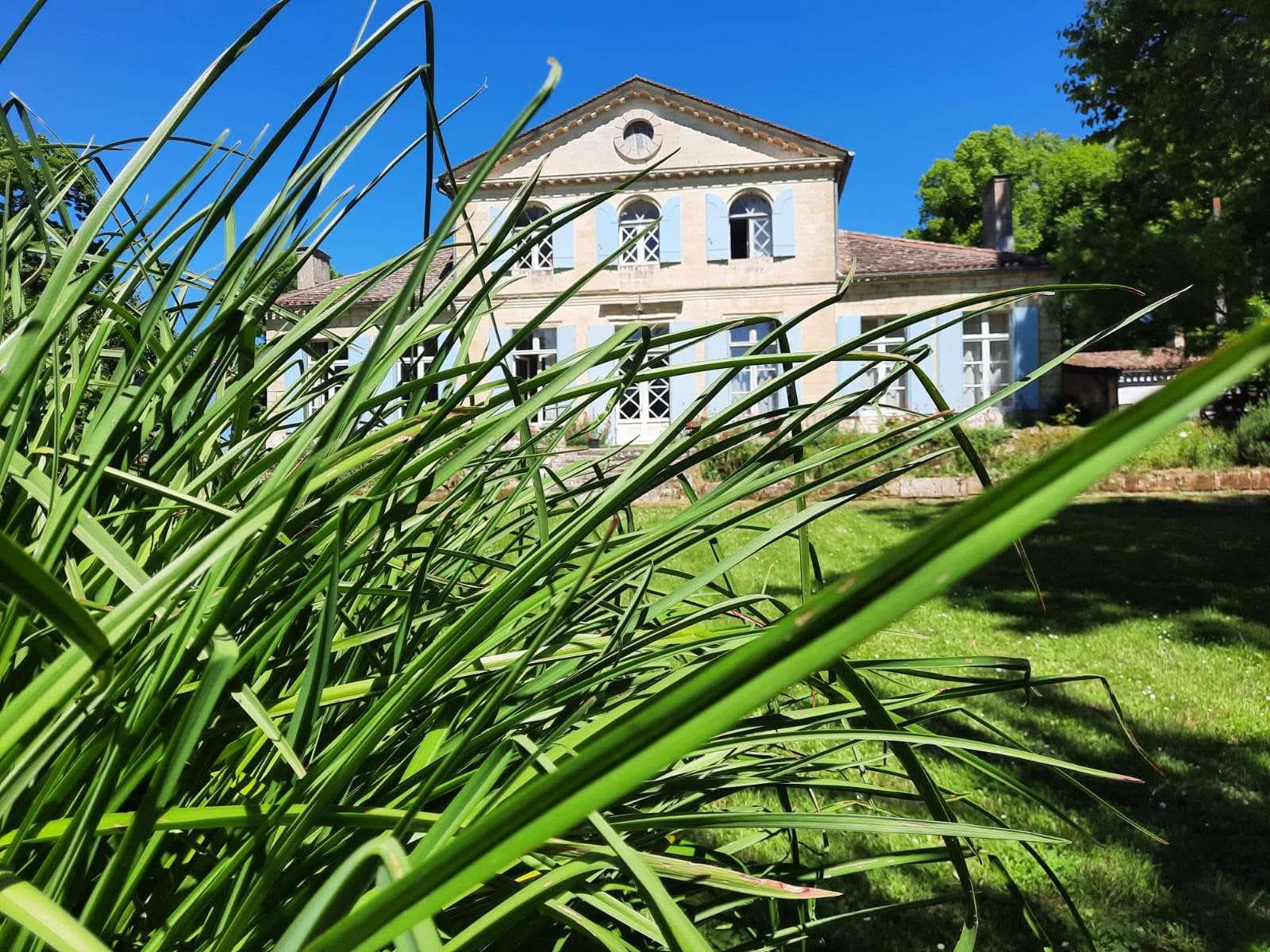 Château de Laroque vue 1